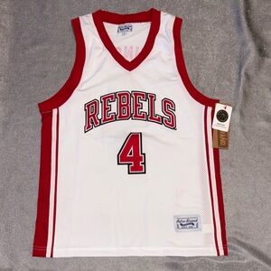 Brand New Adults Ole Miss Rebels Johnson #4 size Medium